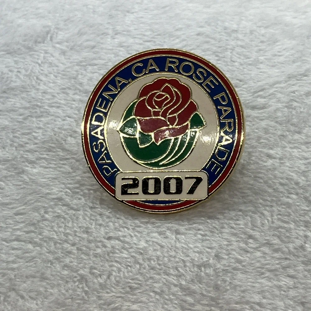 2007 Rose Parade Lapel Hat Pin Pasadena‎ CA 118th Tournament of Rose Souvenir